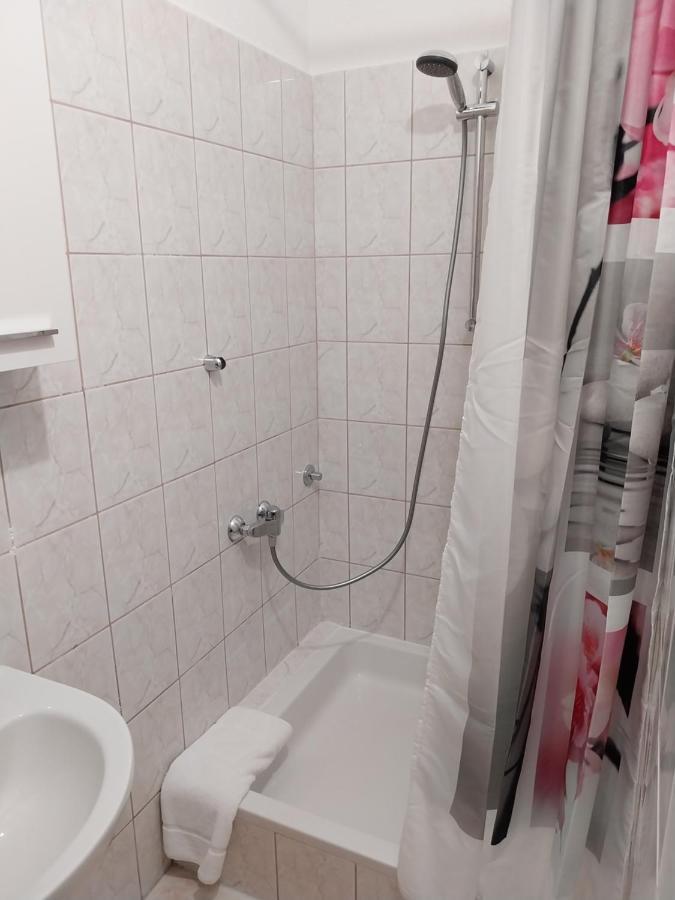 Appartamento Sobe Kraft 2 Živogošće Esterno foto